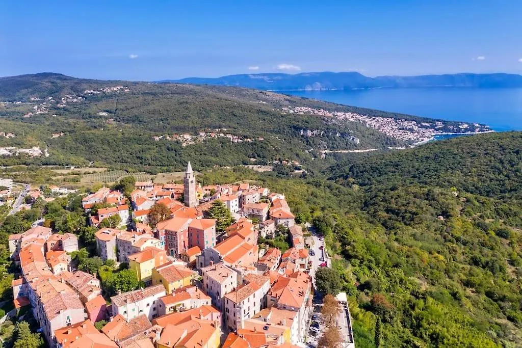 Sunny & Stunning Holiday Home Rabac Croatia