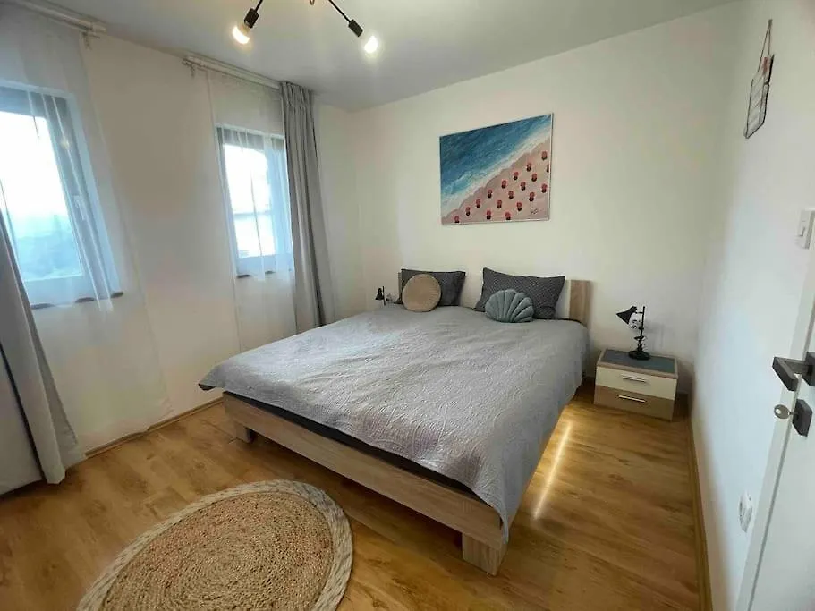 Sunny & Stunning Holiday Home Rabac Apartment