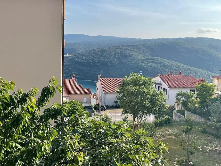 Sunny & Stunning Holiday Home Rabac 0*,