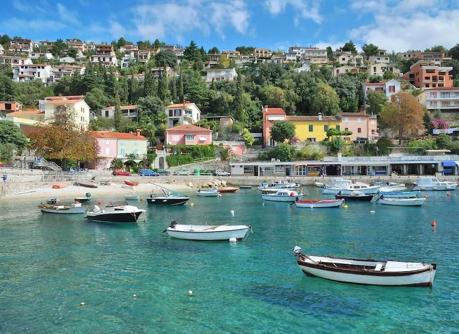 Sunny & Stunning Holiday Home Rabac Croatia